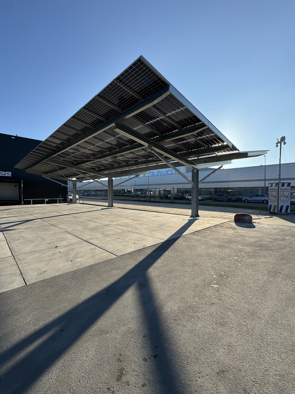 Solar carport installatie