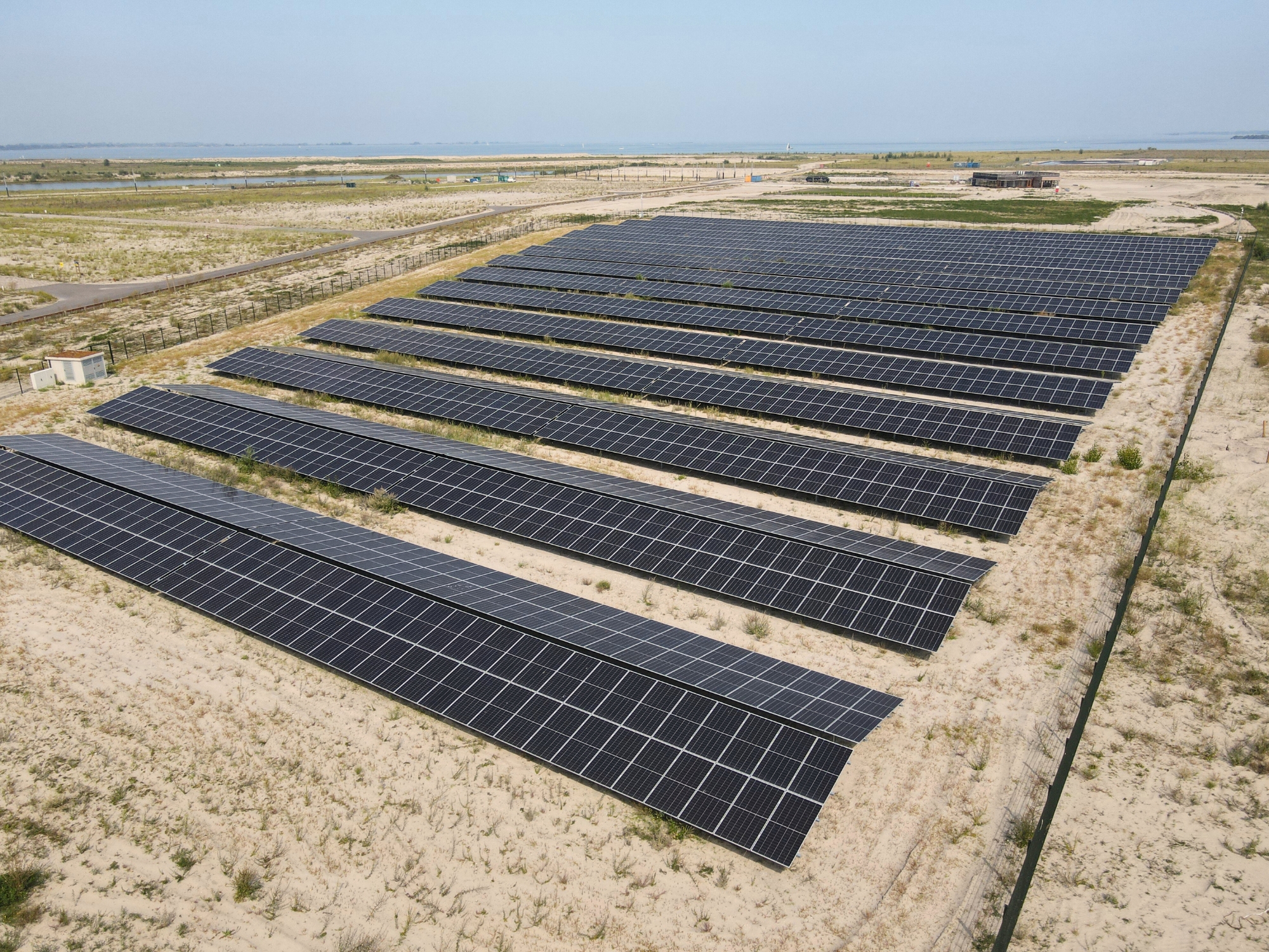 Zonnepaneleninstallatie Strandeiland