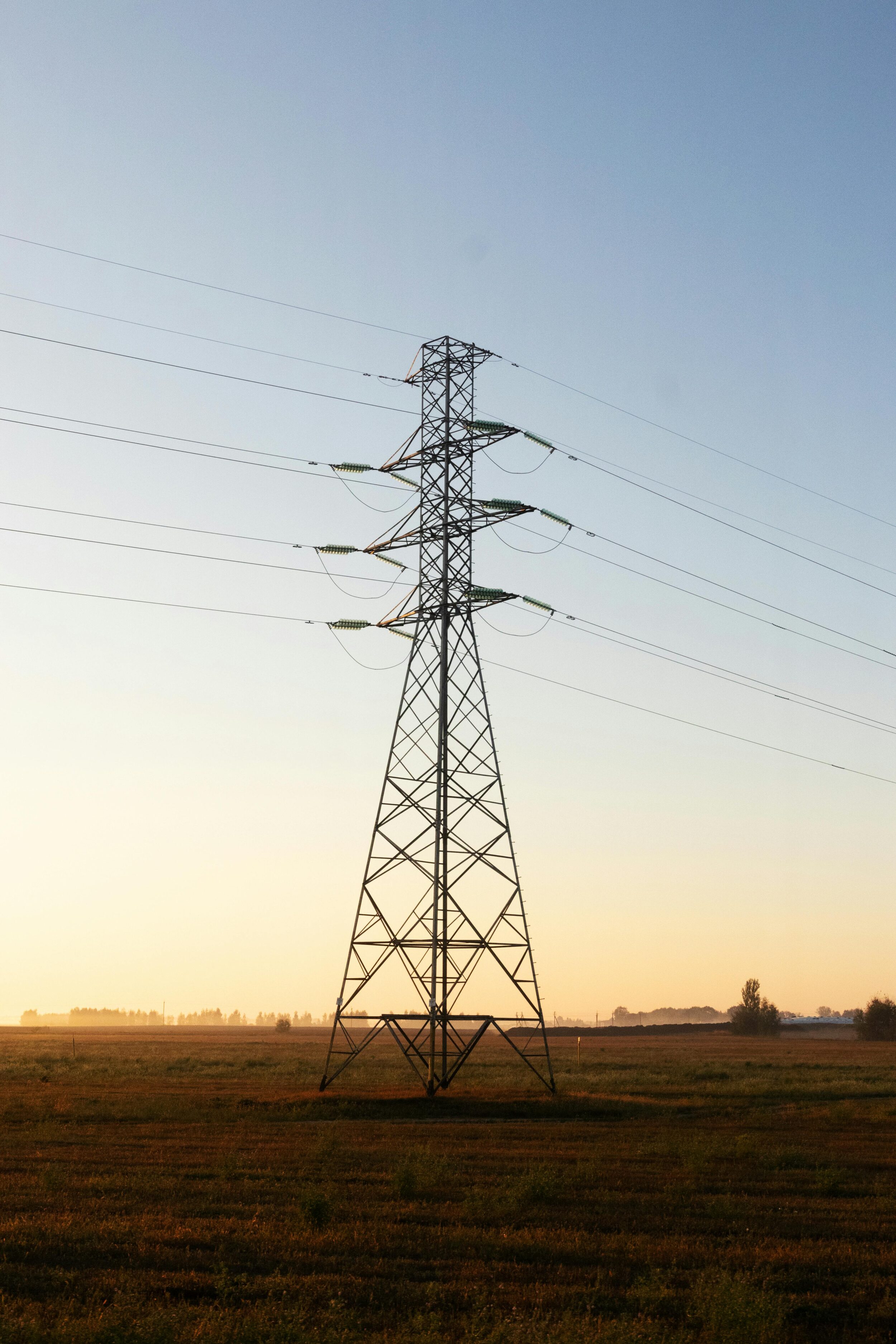 Elektriciteitsmast van het stroomnet